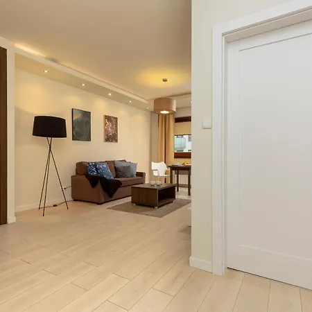 Apartment Gieldowa 4 By Renters