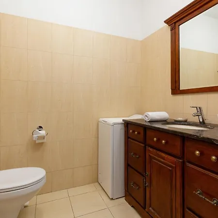 Apartment Gieldowa 4 By Renters