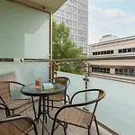 Gieldowa 4 By Renters